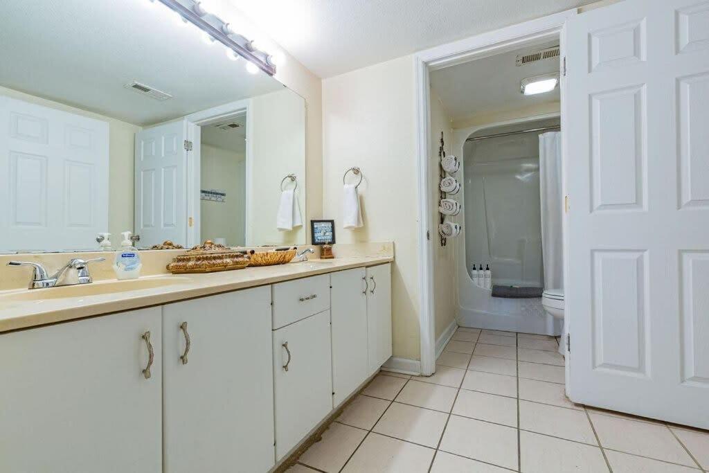 2-Bed, 1-Bath Apartment Near I-24, Great Location Чатануга Екстериор снимка