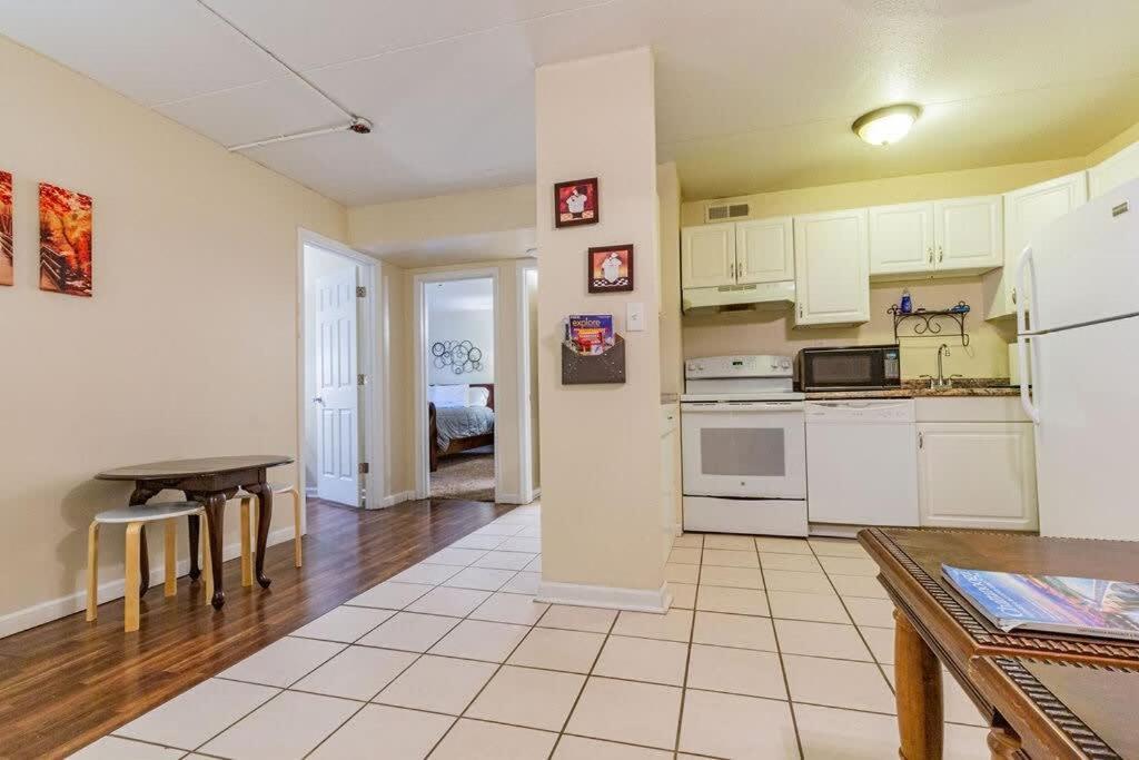 2-Bed, 1-Bath Apartment Near I-24, Great Location Чатануга Екстериор снимка